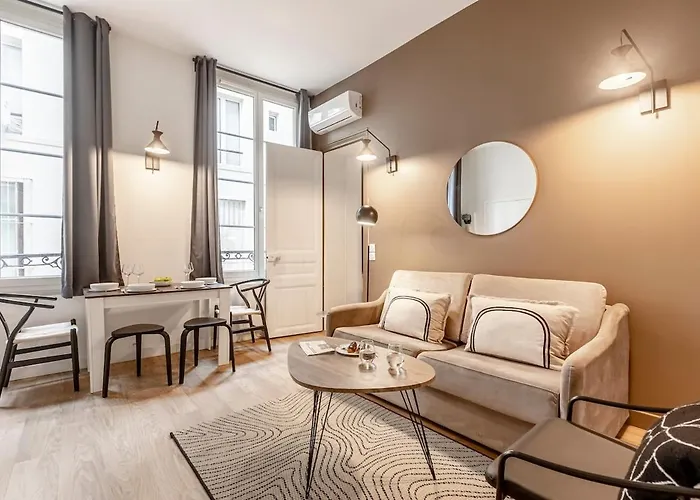 A11#Republiquemarais1Bedroomparis03Ac